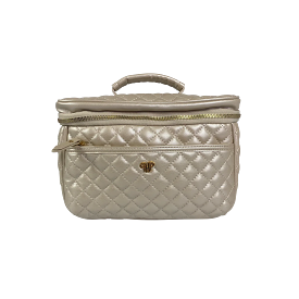 Classic Train Case - Pearl Quilted