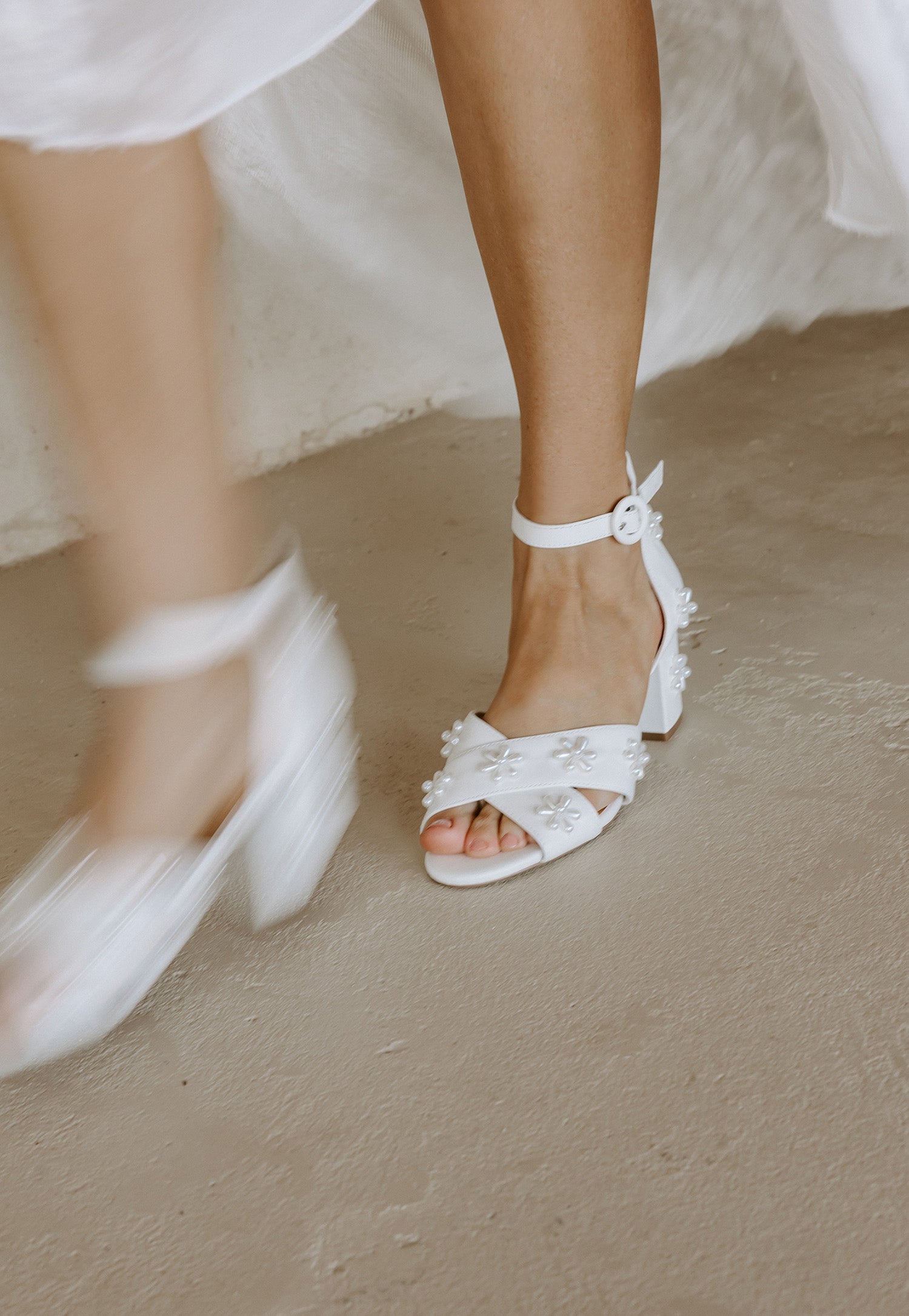 DAISY - IVORY LEATHER PEARL FLOWER HEELS