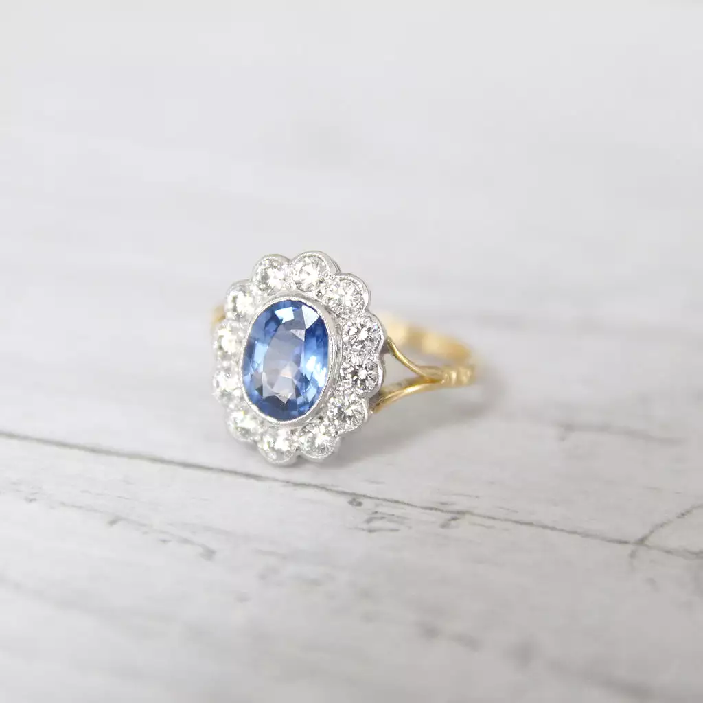 Edwardian Style 1.59 Carat Cornflower Blue Sapphire and Diamond Ring