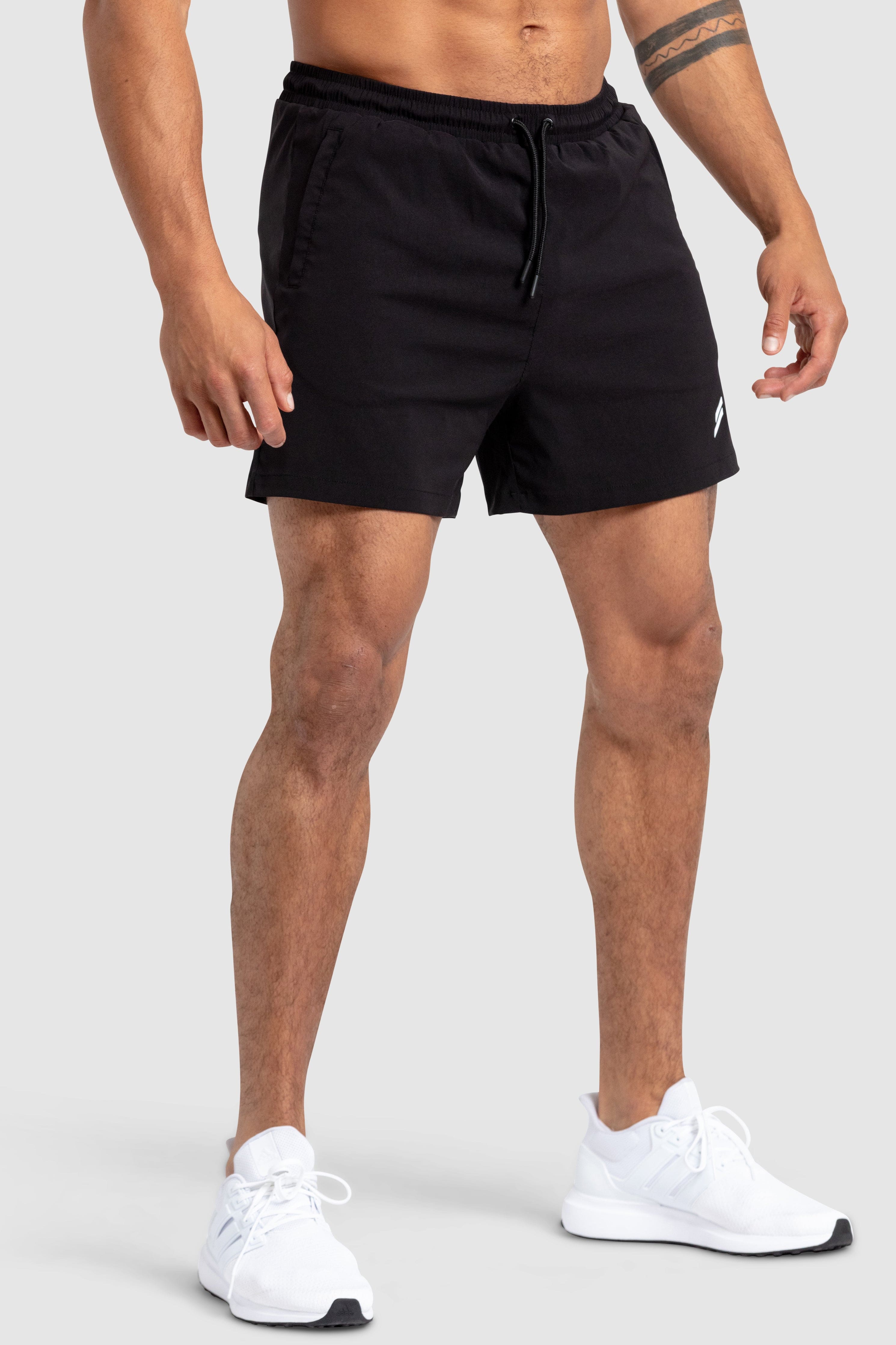 Genesis 5 Shorts - Black