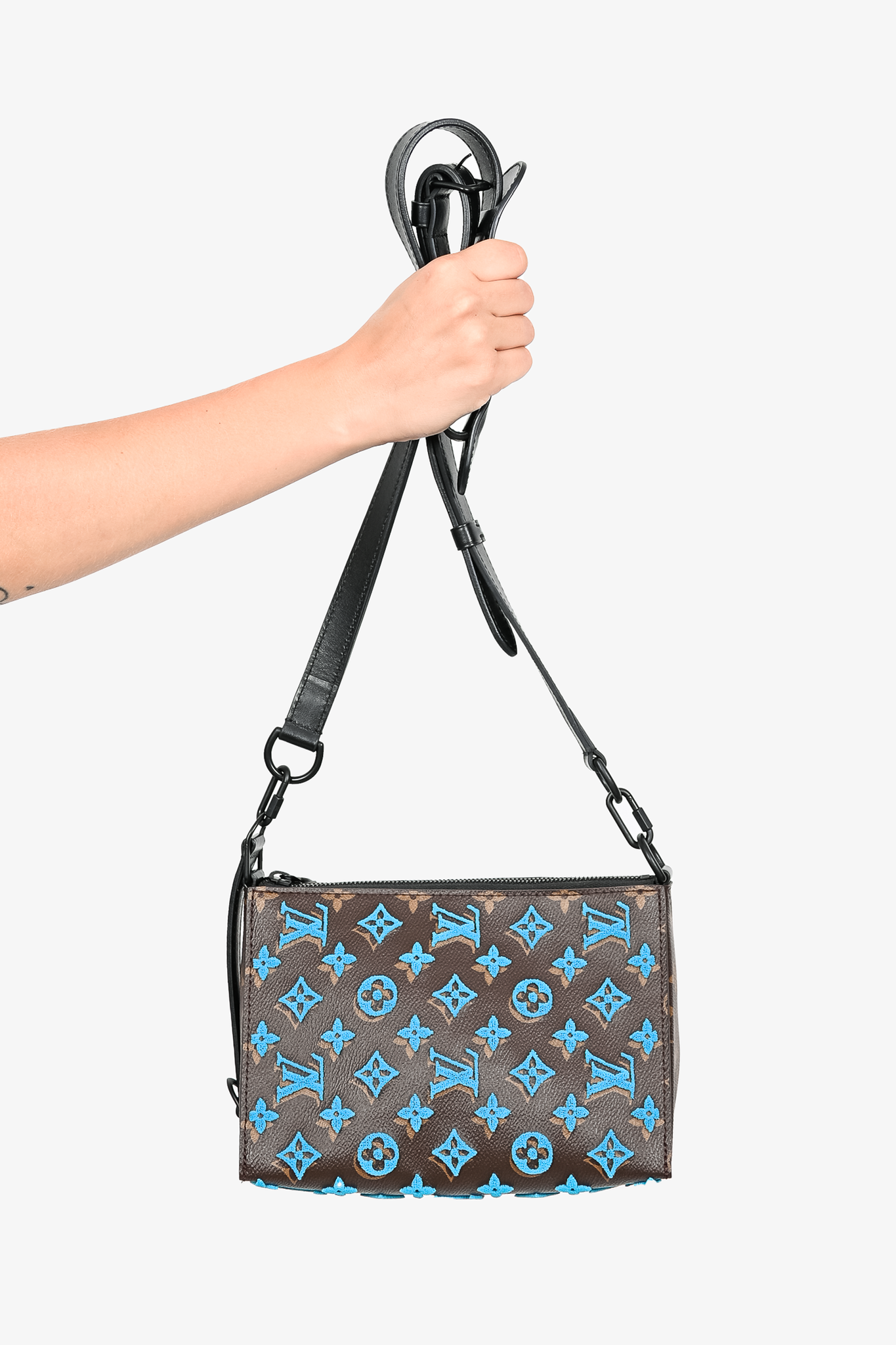 Louis Vuitton 2019 Turquoise Monogram Triangle Tuffetage Messenger