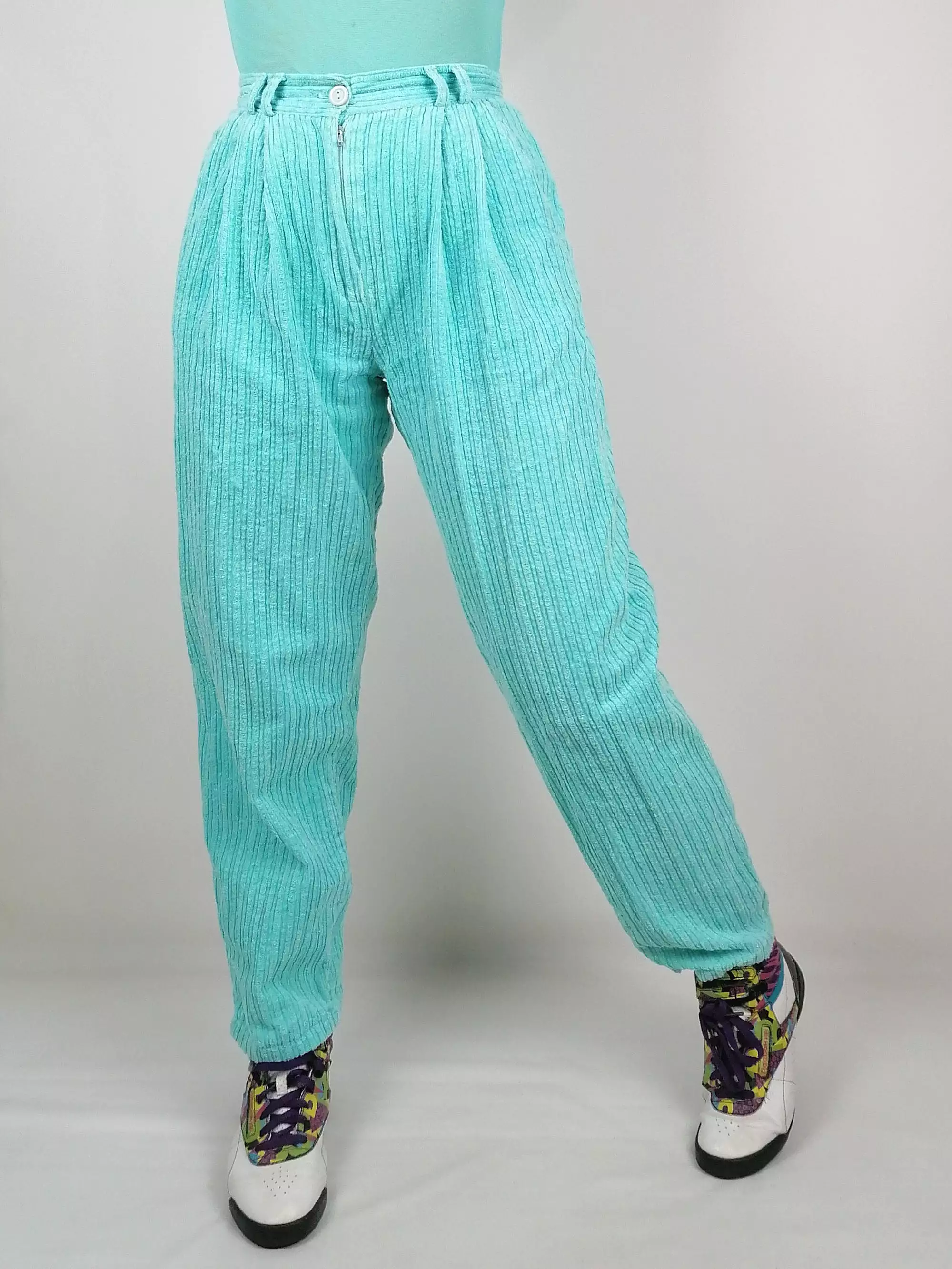 Vintage 80's High Waist Corduroy Velvet Baggy Jeans Aqua Turquoise - size XS-S (25)